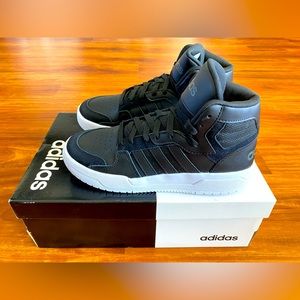 Adidas Entrap Mid (Black/White) - Men’s 7/Women’s 8.5